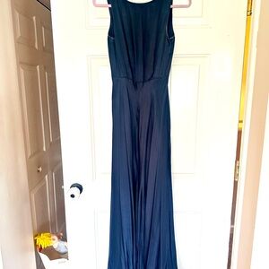 Elegant Navy Blue Evening Gown